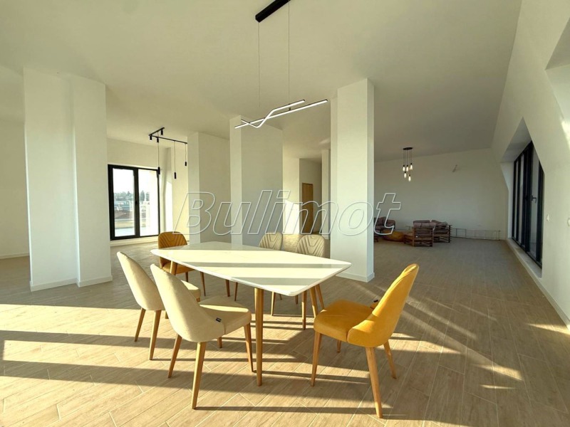 Продава 4-СТАЕН, гр. Варна, к.к. Св.Св. Константин и Елена, снимка 3 - Апартаменти - 53172901