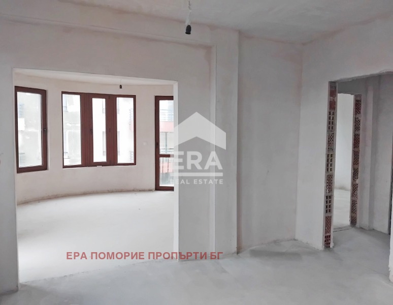 Продава  4-стаен област Бургас , гр. Поморие , 118 кв.м | 14590627