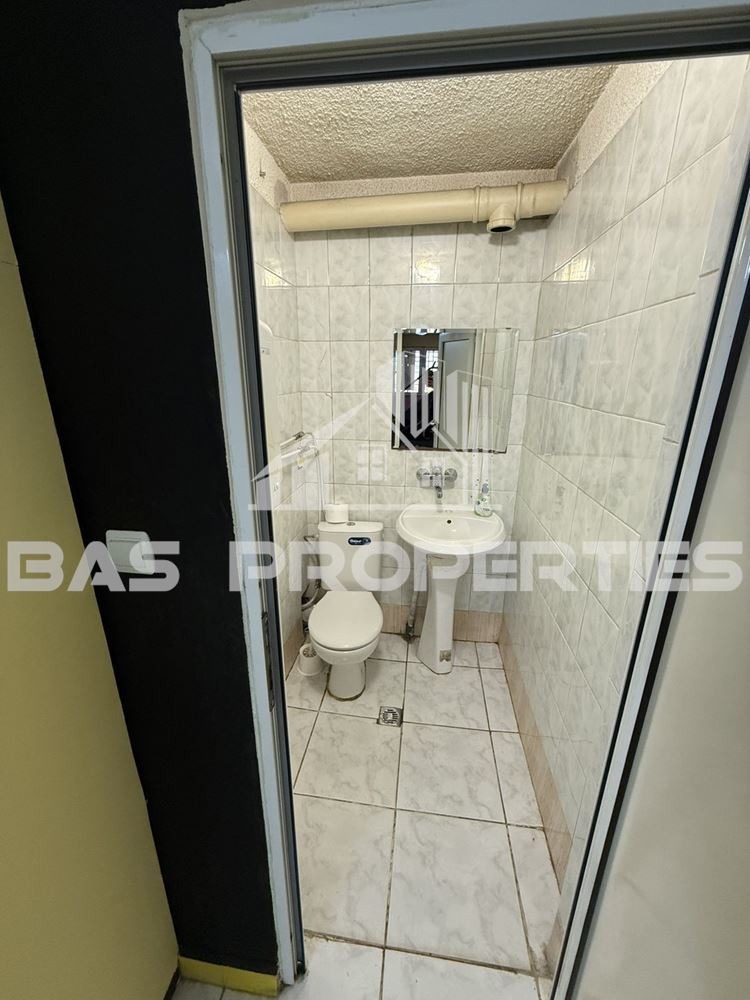 Продава МАГАЗИН, гр. София, Изток, снимка 14 - Магазини - 53410101