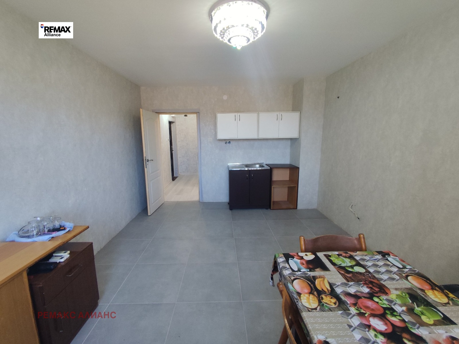 Продава 3-СТАЕН, гр. Радомир, област Перник, снимка 10 - Апартаменти - 54189804