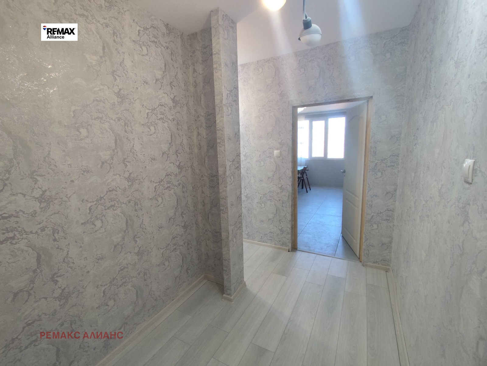 Продава 3-СТАЕН, гр. Радомир, област Перник, снимка 16 - Апартаменти - 54189804
