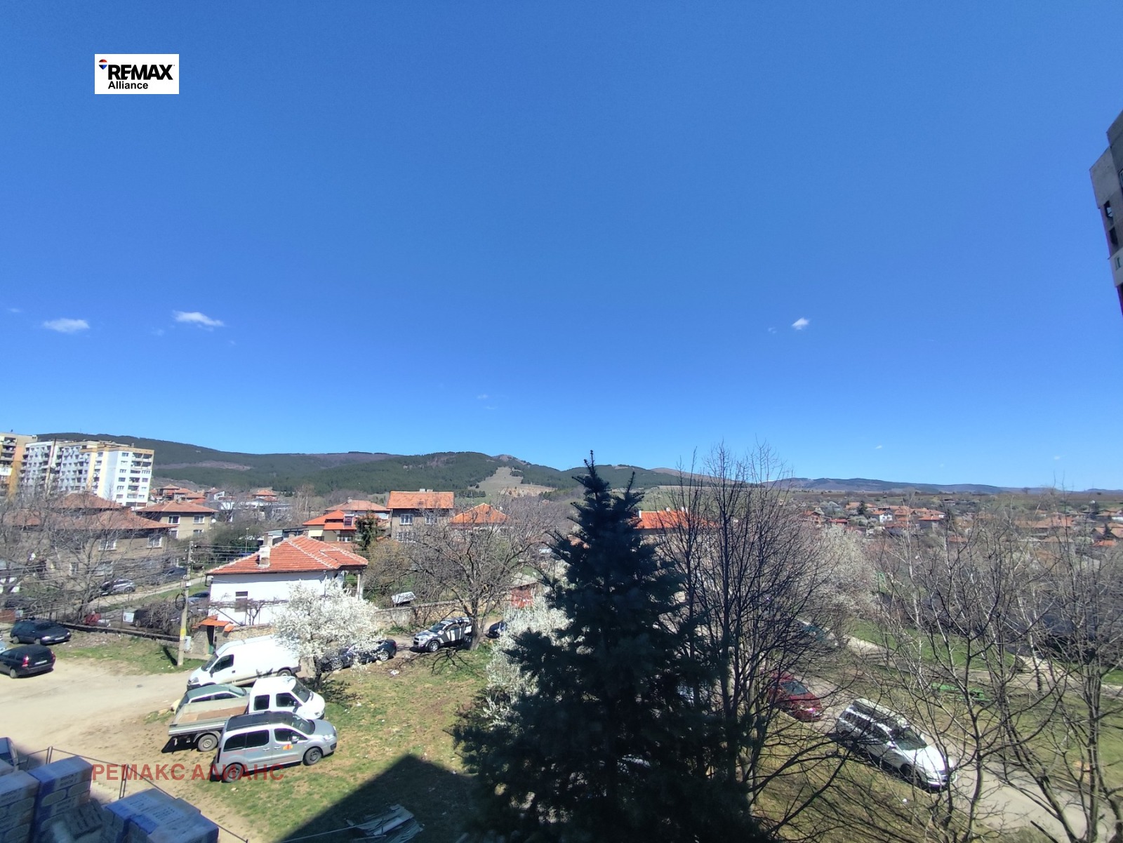 Продава 3-СТАЕН, гр. Радомир, област Перник, снимка 6 - Апартаменти - 54189804