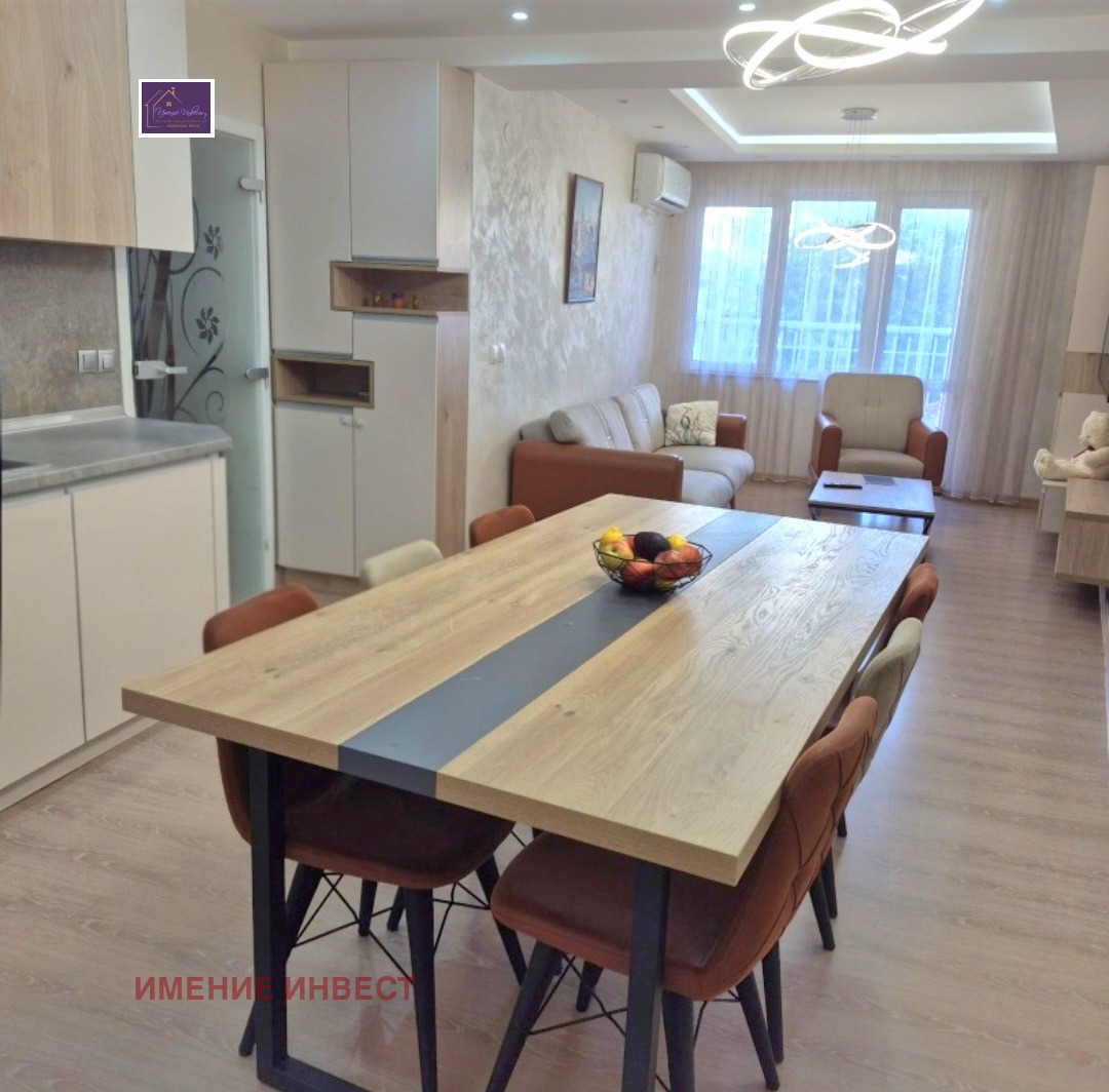 Продава 3-СТАЕН, гр. Русе, Широк център, снимка 2 - Апартаменти - 56725050