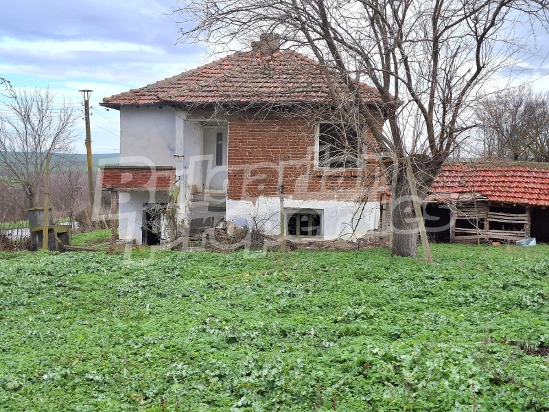 Продава КЪЩА в област Ямбол, с. Маломирово - 124 кв.м / 18 300 € » 35 791.69 лв., БЪЛГЕРИАН ПРОПЕРТИС