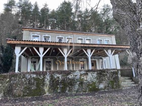 Haus Sweschen, region Plowdiw 3