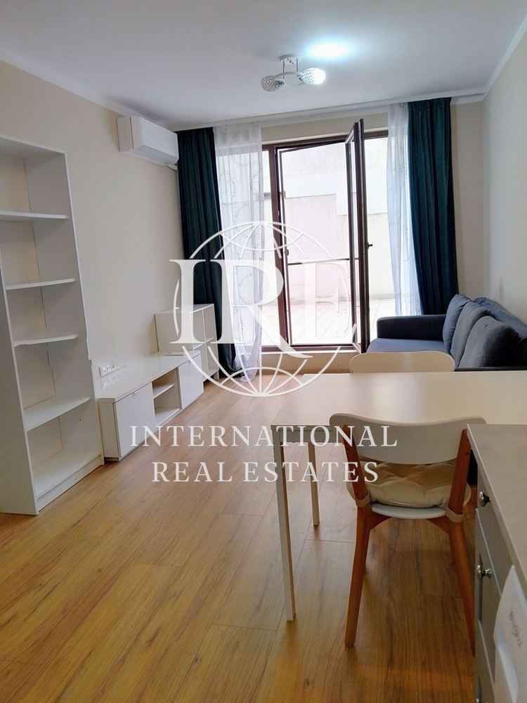 Продава 2-СТАЕН, гр. Варна, Бриз, снимка 2 - Апартаменти - 53046522