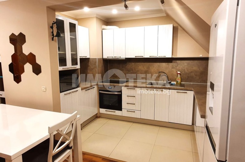 En venta  3+ dormitorios Sofia , Pavlovo , 201 metros cuadrados | 53809671 - imagen [3]