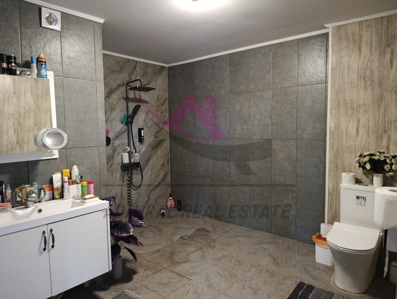 Til salg  Hus region Varna , Benkovski , 350 kvm | 70738836 - billede [3]