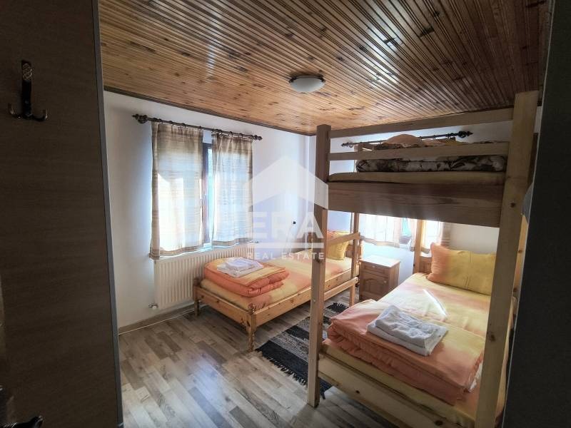 Продава КЪЩА, с. Изгрев, област Сливен, снимка 9 - Къщи - 52225902