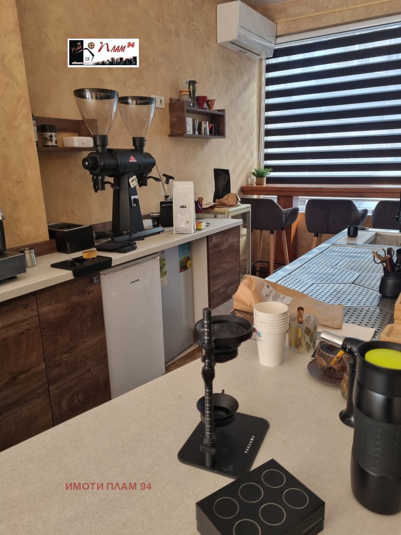 Продава ЗАВЕДЕНИЕ, гр. Варна, Център, снимка 3 - Заведения - 52636749