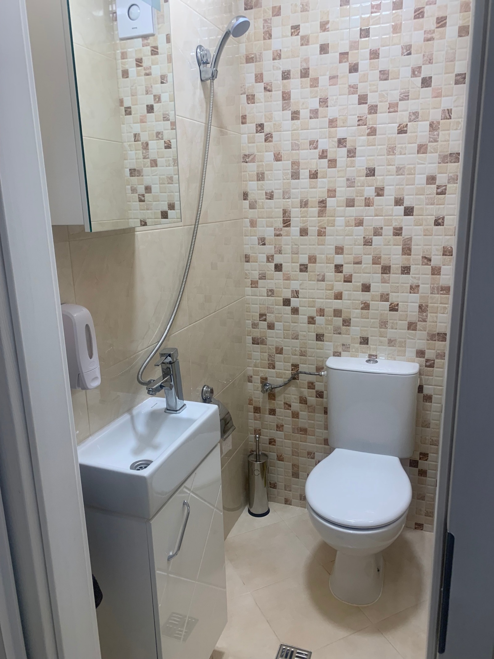 Продава 3-СТАЕН, гр. София, Банишора, снимка 12 - Апартаменти - 54753541