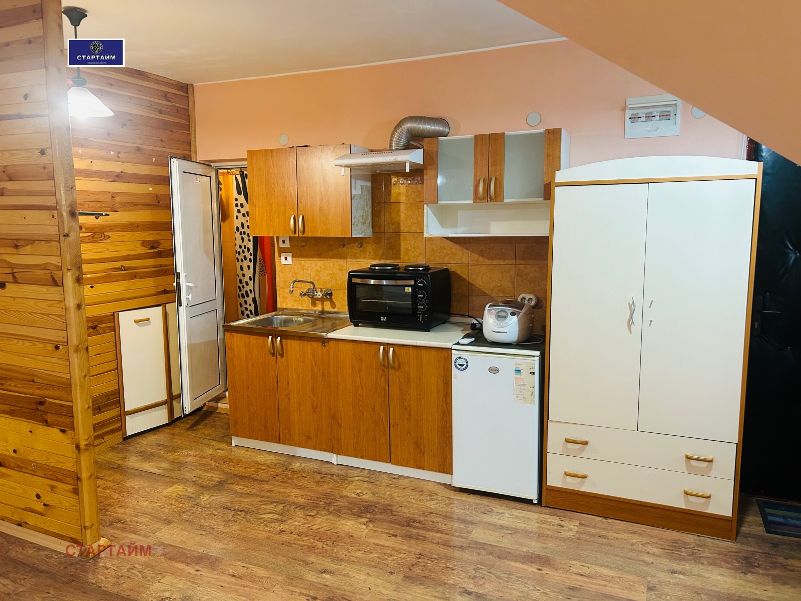 Продава АТЕЛИЕ, ТАВАН, гр. София, Зона Б-18, снимка 2 - Апартаменти - 55670542