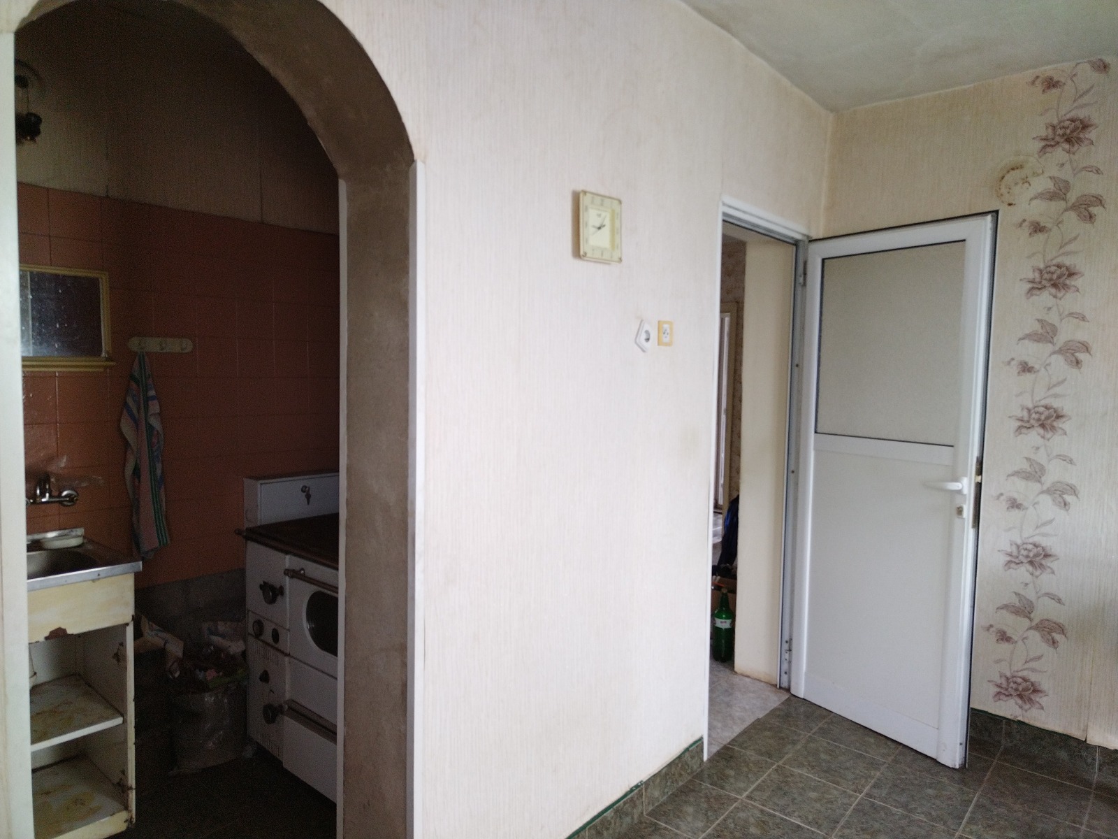 Продава КЪЩА, гр. Перник, Варош, снимка 6 - Къщи - 54554125