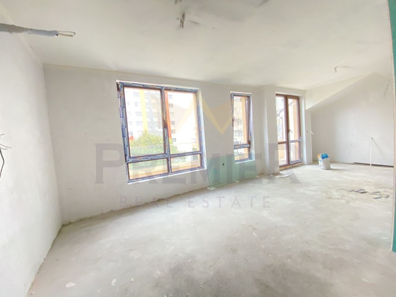 Продава МНОГОСТАЕН в град Варна, Лятно кино Тракия - 148 кв.м / 305 000 € » 596 528.15 лв., ИМОТИ ПРЕМИЕР