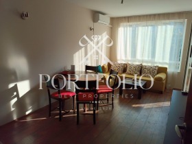 1 bedroom Lazur, Burgas 1