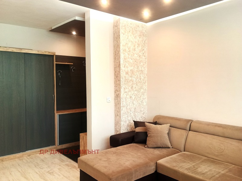 Продава  3-стаен, град София, Банишора •  239 000 EUR • ID 83672546 — holmes.bg - [1] 