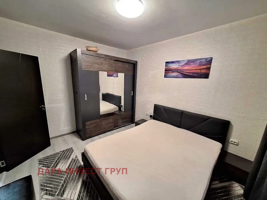 Продава 2-СТАЕН, гр. Шумен, Гривица, снимка 3 - Апартаменти - 54435678