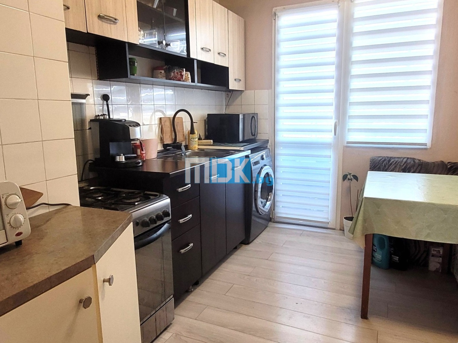 Продава 3-СТАЕН, гр. Пловдив, Коматево, снимка 2 - Апартаменти - 54155905