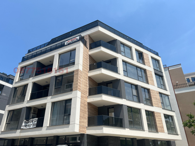 Продава  2-стаен, град Пловдив, Христо Смирненски •  149 990 EUR • ID 95048771 — holmes.bg - [1] 