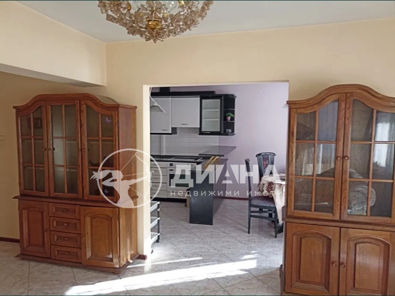 Продава  3-стаен град Пловдив , Кършияка , 104 кв.м | 79748411 - изображение [2]