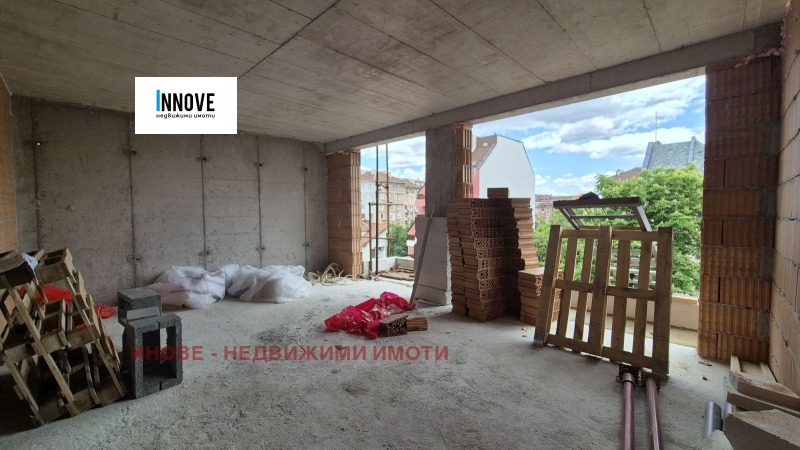Till salu  3 sovrum Sofia , Centar , 150 kvm | 73739108