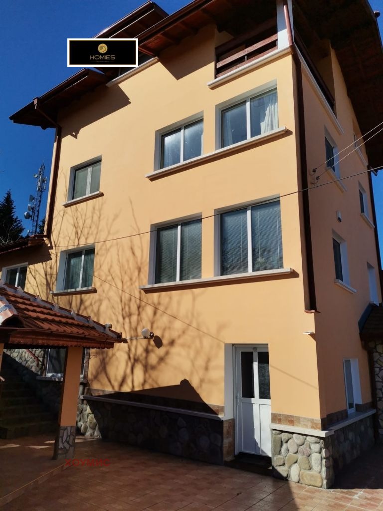 Продава  Къща, област Ловеч, с. Голяма Брестница •  265 000 EUR • ID 78215724 — holmes.bg - [1] 