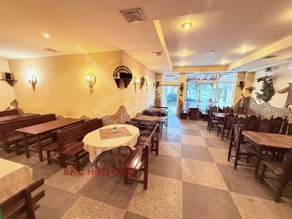 Продава МАГАЗИН, с. Главатар, област Пловдив, снимка 2 - Магазини - 53920377