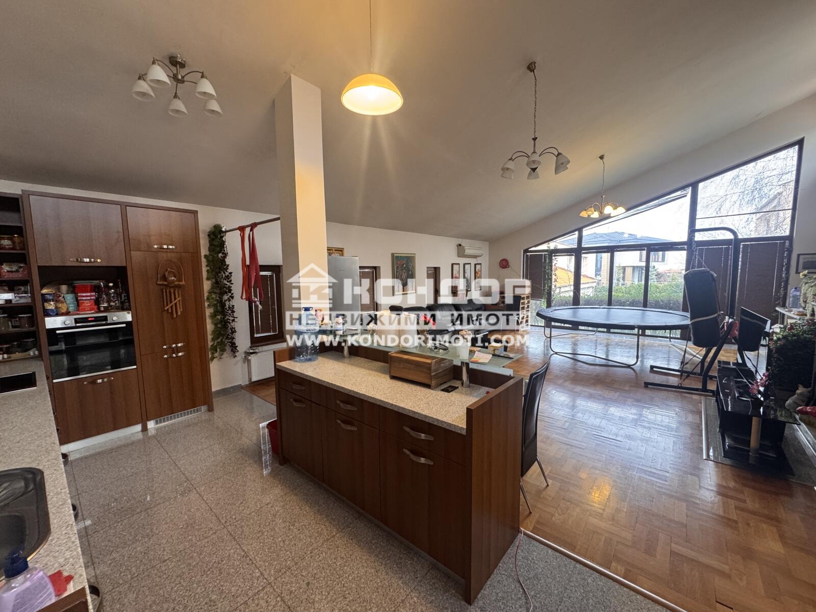 Продава КЪЩА, с. Белащица, област Пловдив