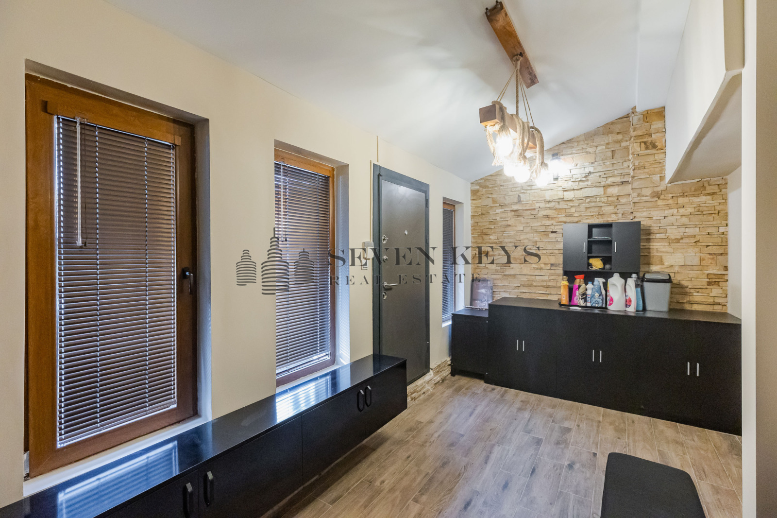 Продава КЪЩА, гр. Варна, Виница, снимка 17 - Къщи - 53640678