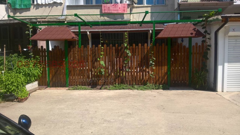 Продава МНОГОСТАЕН в област Бургас, гр. Свети Влас - 155 кв.м / 135 000 € » 264 037.05 лв.