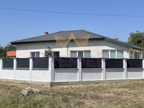 Продава къща област Добрич с. Гурково - [1] 