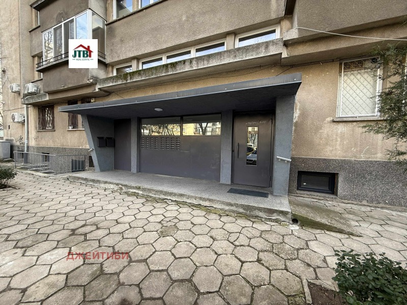 Продава 2-СТАЕН, гр. София, Банишора, снимка 11 - Апартаменти - 53402416