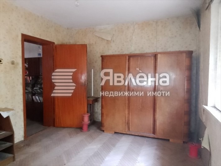 Продава 3-СТАЕН, гр. Благоевград, Широк център, снимка 2 - Aпартаменти - 47230742