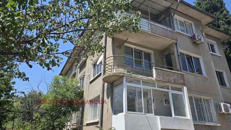 À venda  Mais de 3 quartos Stara Zagora , Centar , 106 m² | 63534336