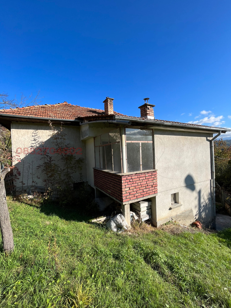 Продава КЪЩА, гр. Тетевен, област Ловеч, снимка 2 - Къщи - 52770457