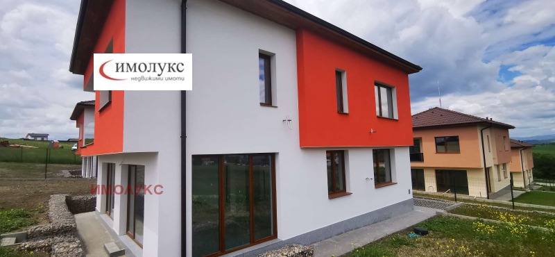 Продава КЪЩА, с. Хераково, област София област, снимка 3 - Къщи - 53050154