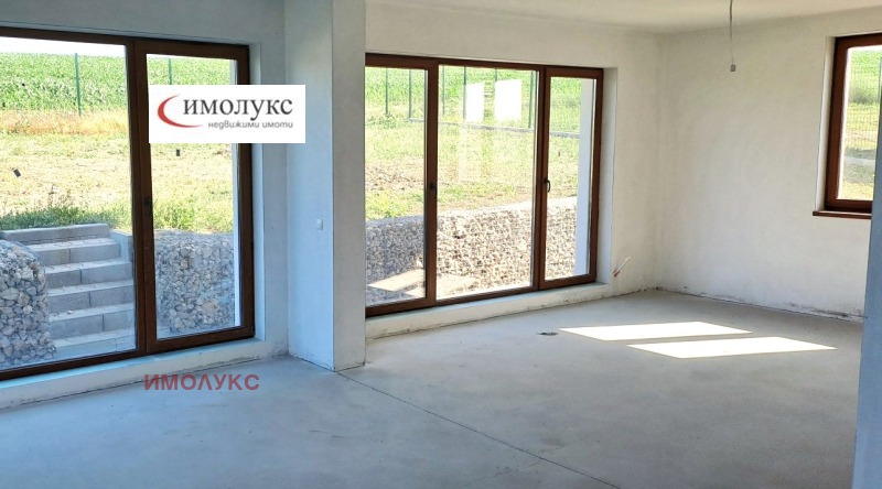 Продава КЪЩА, с. Хераково, област София област, снимка 6 - Къщи - 53050154