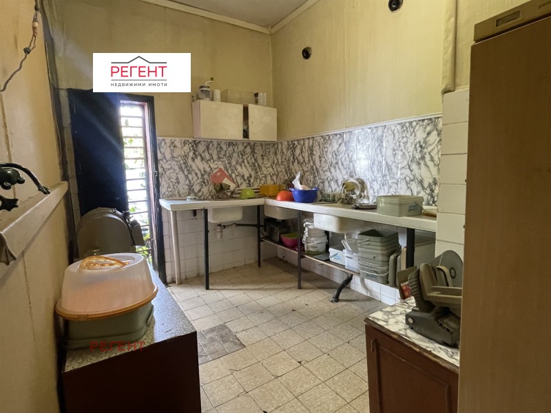 Продава ЗАВЕДЕНИЕ, гр. Габрово, Център, снимка 6 - Заведения - 52456008