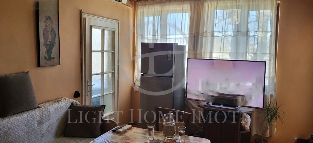 Продава 3-СТАЕН, гр. Пловдив, Център, снимка 3 - Апартаменти - 54002480