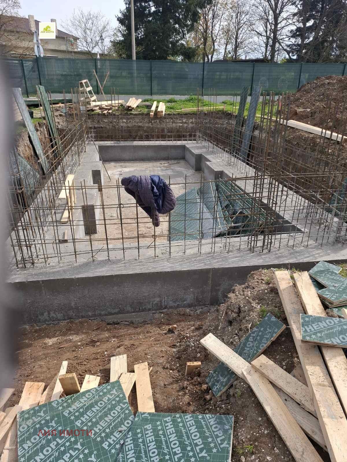 Продава КЪЩА, с. Здравец, област Варна