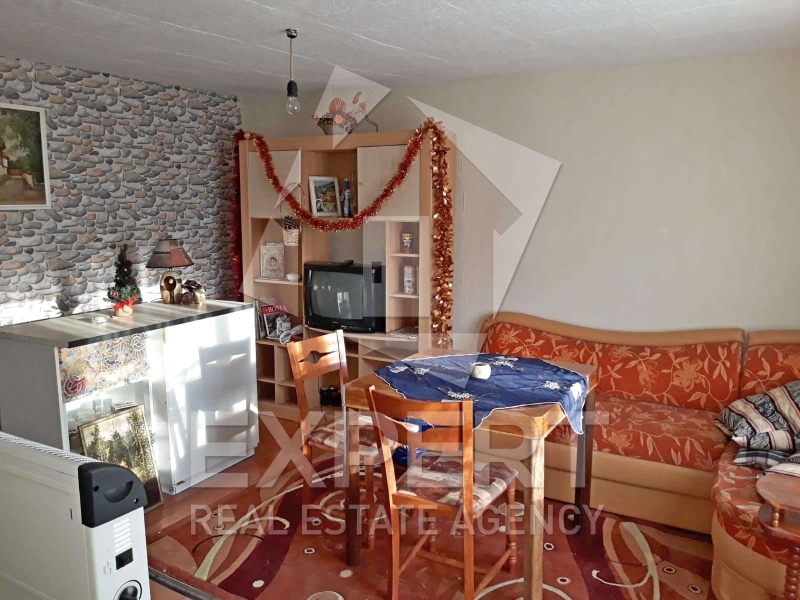 Продава КЪЩА, с. Съединение, област Търговище, снимка 2 - Къщи - 53685184