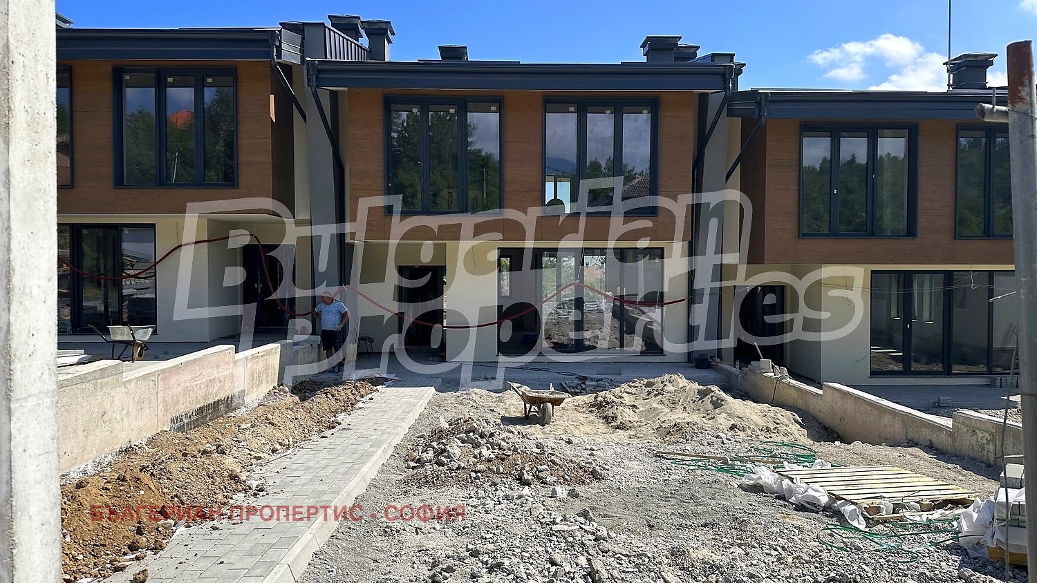 Продава КЪЩА, гр. София, с. Панчарево, снимка 2 - Къщи - 54043585