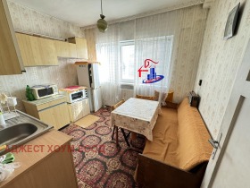 Продажба на двустайни апартаменти в град Шумен — страница 20 - изображение 6 