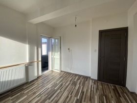 2 bedroom Tsentar, Shumen 2