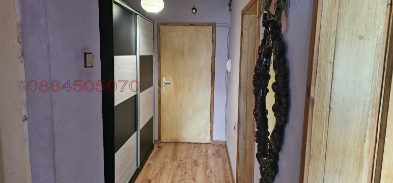 Продава 2-СТАЕН, гр. Добрич, Център