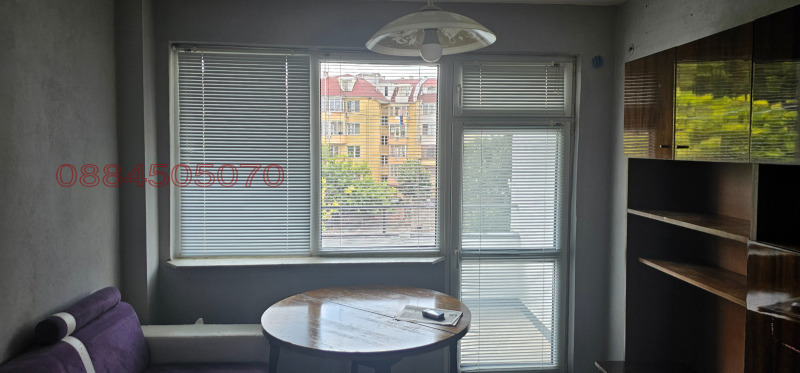 Продава 2-СТАЕН, гр. Добрич, Център, снимка 6 - Апартаменти - 52769914