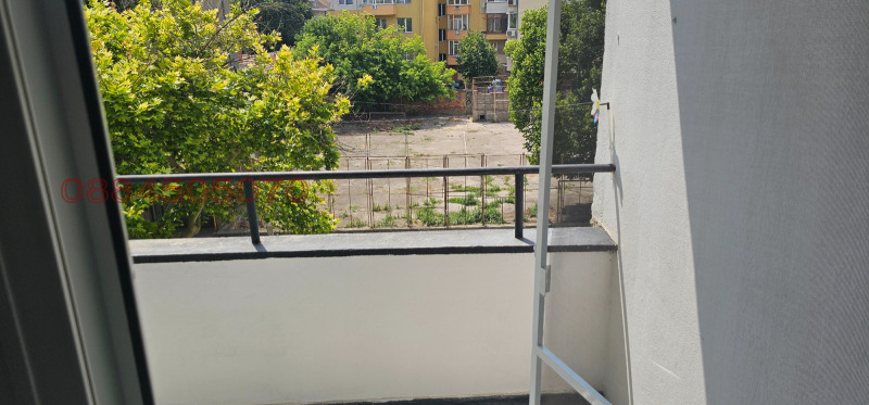 Продава 2-СТАЕН, гр. Добрич, Център, снимка 7 - Апартаменти - 52769914