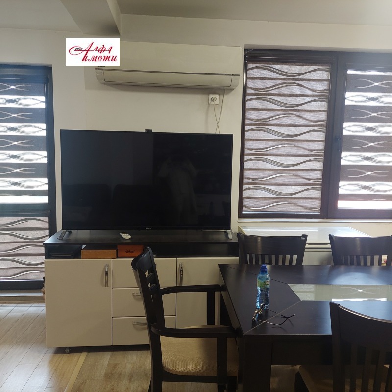 Продава 2-СТАЕН, гр. Шумен, Център, снимка 2 - Апартаменти - 52564335