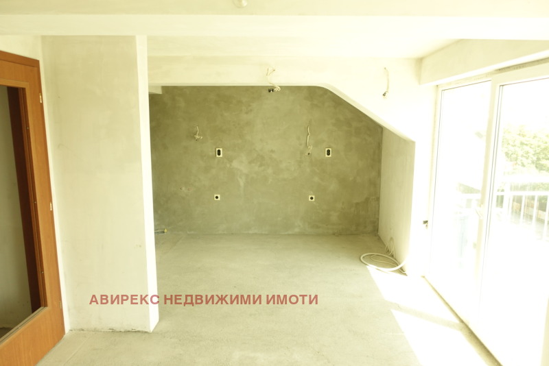 Na prodej  2 ložnice Chaskovo , Orfej , 109 m2 | 55335404 - obraz [11]