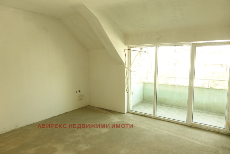 Na prodej  2 ložnice Chaskovo , Orfej , 109 m2 | 55335404 - obraz [3]